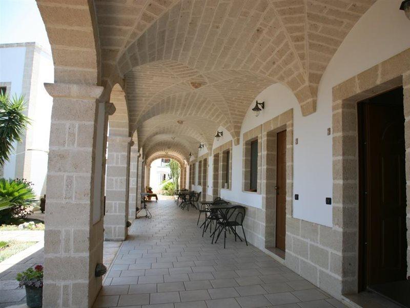Masseria San Martino Pezze Di Greco Eksteriør bilde